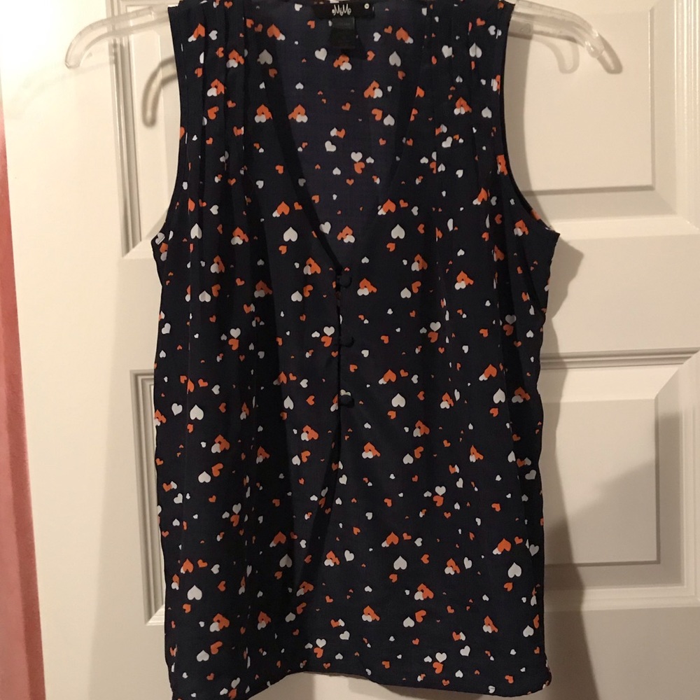 MiMo sleeveless navy heart top